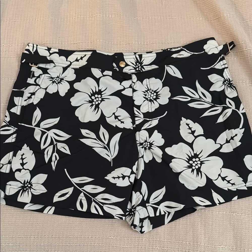 Tom Ford Black and White Floral Men's Cargo Shorts